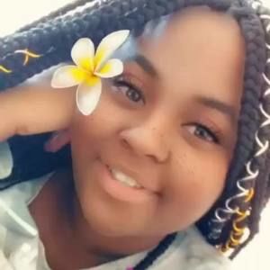 Meet your Posher, Anne